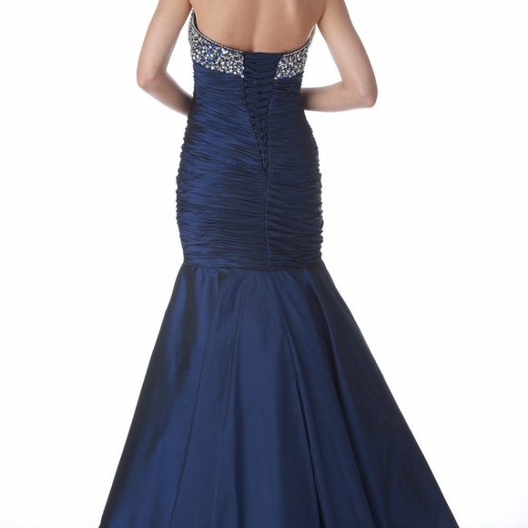 ❄️ Gorgeous navy blue dress Sz 4 corset mermaid prom gown Karishma Creations - Picture 4 of 11
